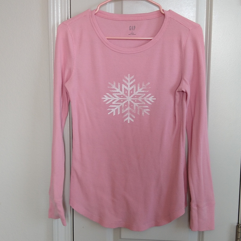 GAP women's top